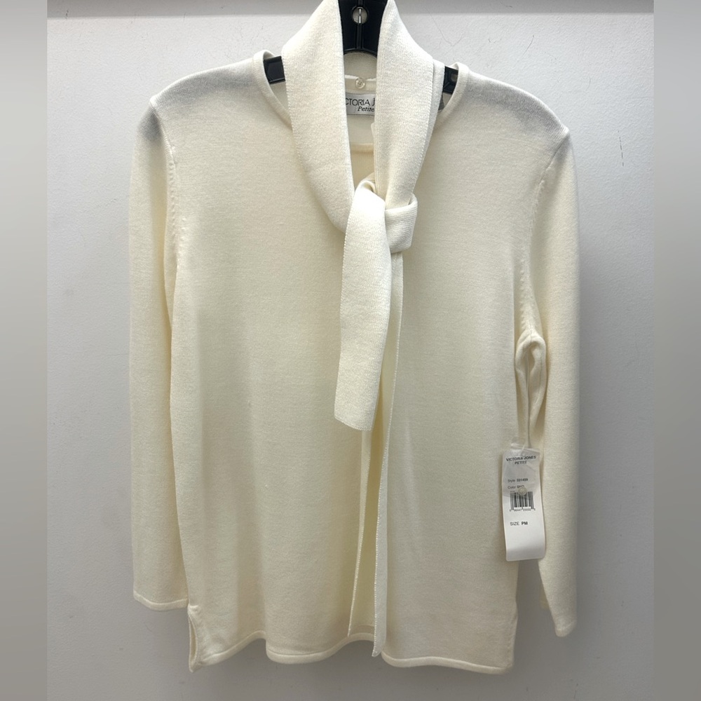 Victoria Jones Elegant Cream Sweater with Tie Neck PM - Picture 1 of 6